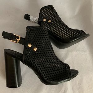 Beston NEW vegan leather laser cut sandals